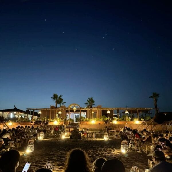 Marrakech: Magical Overnight & Dinner Show in Agafay Desert
